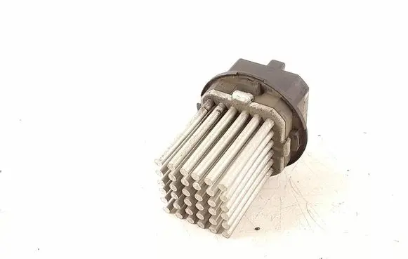 Mercedes-Benz GLK (X204) Heater blower fan relay 2048707710 A2048707710