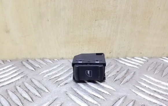 Volkswagen Golf IV Electric window control switch 3B0959855B