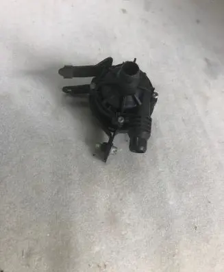 Mercedes-Benz GLA H247 Electric auxiliary coolant/water pump A0005003500
