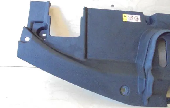 Engine bonnet/hood lock trim molding