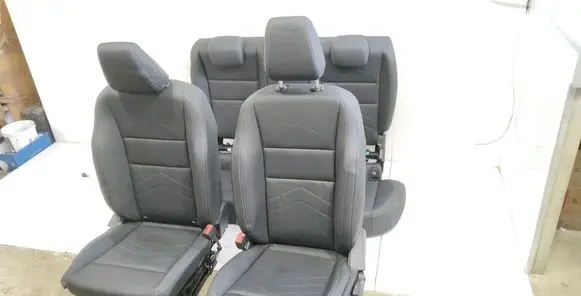 Seat set