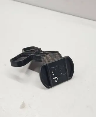 BMW 7 E38 Front bumper mounting bracket 8193157