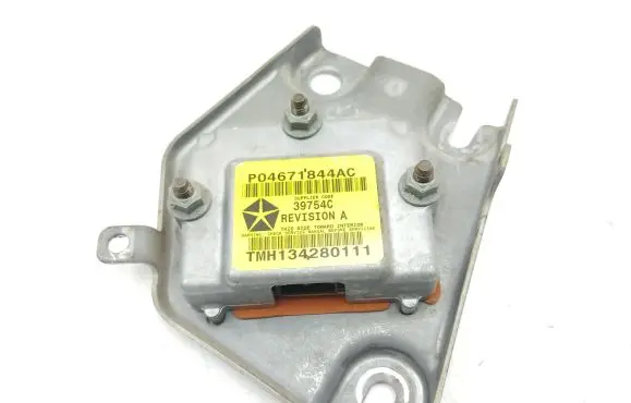 Chrysler PT Cruiser Airbag deployment crash/impact sensor P04671844AC