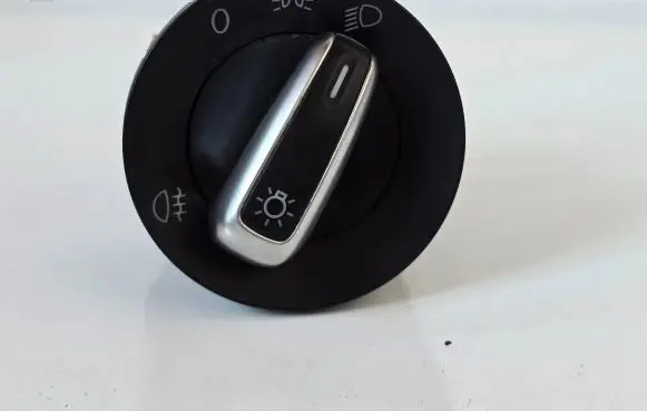 Volkswagen PASSAT B7 Light switch PA6GFGB30