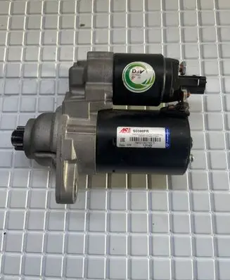Volkswagen Golf V Starter motor 59021290740C7 S0398PR