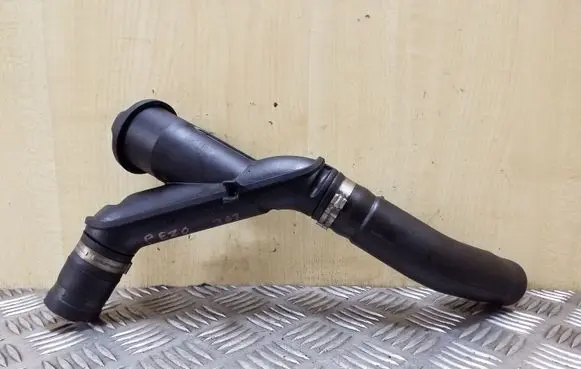 Peugeot 307 Oil fill pipe 9638323780