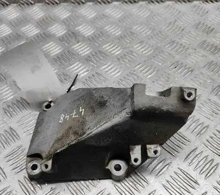 Mercedes-Benz GL X166 Engine mounting bracket A2782234804