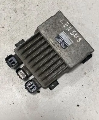 Lexus IS 220D-250-350 Fuel injection control unit/module 8987120070 1310001371