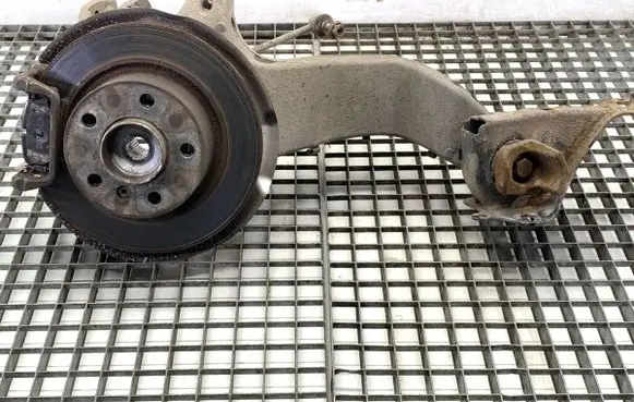 Mini Cooper Countryman R60 Rear control arm 9805657
