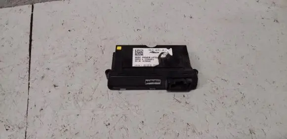 Tesla Model S Tailgate/trunk control unit/module 100751100A 0752G01J