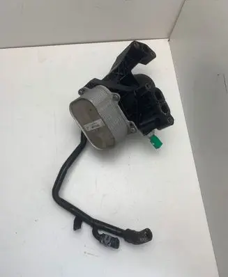 Audi A3 S3 8V Oil filter mounting bracket 03n117021 04l121058aj