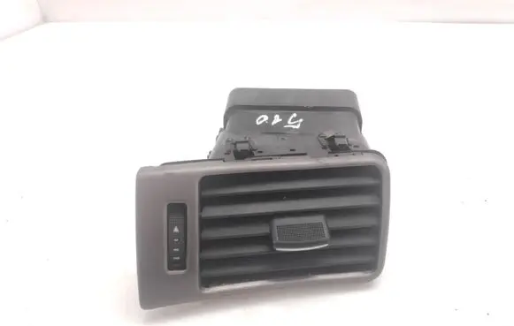 Audi A6 S6 C5 4B Dash center air vent grill 4B1820901