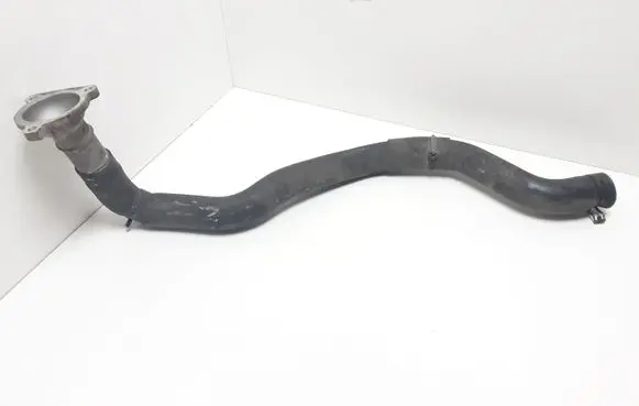 Nissan Navara D40 Engine coolant pipe/hose