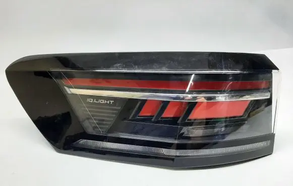 Volkswagen PASSAT B9 Rear/tail lights 3J0945207