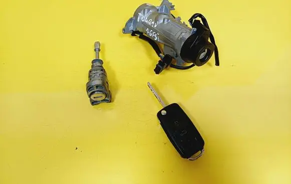 Volkswagen Touran I Ignition lock 1K0905865ALS