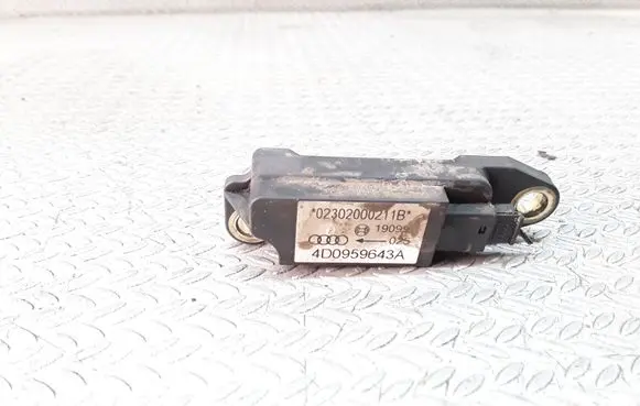 Audi A8 S8 D2 4D Airbag deployment crash/impact sensor 4D0959643A
