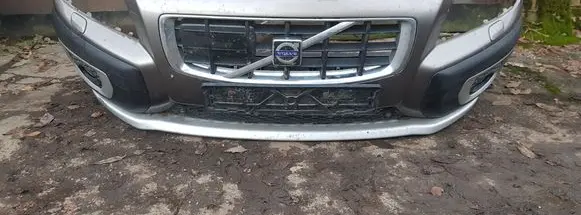 Volvo XC70 Front bumper