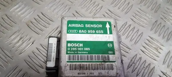 Audi A4 S4 B5 8D Airbag control unit/module 8a0959655 0285001085