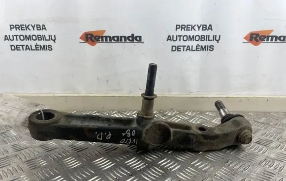 Iveco Daily 35 - 40.10 Front lower control arm/wishbone