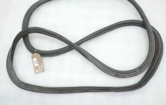 Cupra Leon Trunk rubber seal (body)