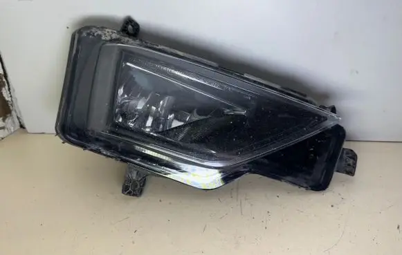Volkswagen Golf Sportsvan Front fog light 510941662D 01171804
