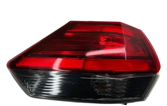Nissan X-Trail T32 Rear/tail lights 22023746