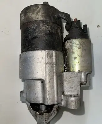 Renault Megane II Starter motor 8200227092