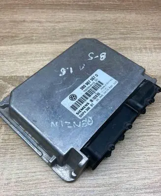 Volkswagen PASSAT B5 Engine control unit/module ECU 3B0907557D 5WP436001