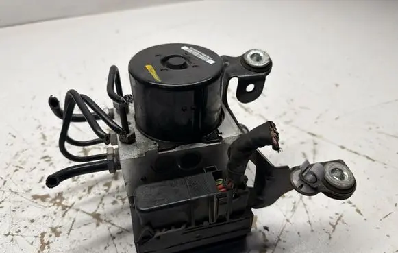 Volvo V60 ABS Pump A426G