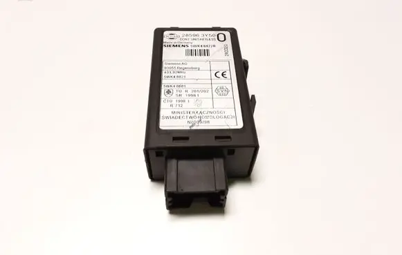 Nissan X-Trail T30 Door central lock control unit/module 285963Y50 5WK46472B 203321