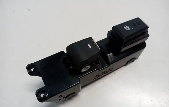 Hyundai Tucson TL Quarter vent window switch 93580D3000