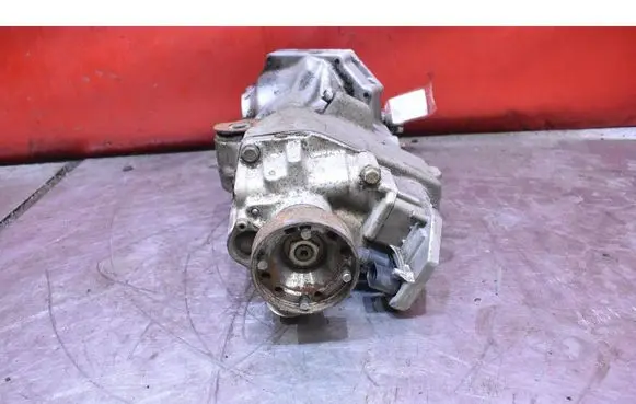 Volvo XC90 Rear differential 08689633