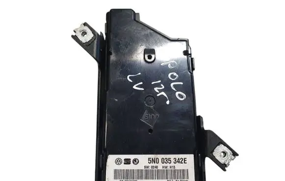 Volkswagen Polo V 6R Head unit multimedia control 5N0035342E 1000001007 6R0971845L