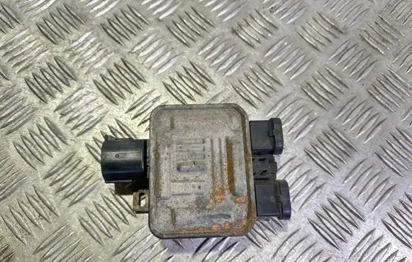 Coolant fan relay