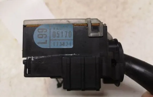 Toyota Avensis T250 Wiper control stalk 173654 L99 8465205170