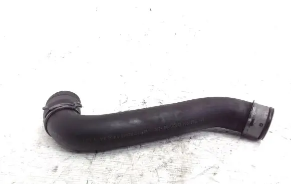 Mercedes-Benz Vito Viano W639 Engine coolant pipe/hose A6395017382
