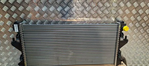 Coolant radiator