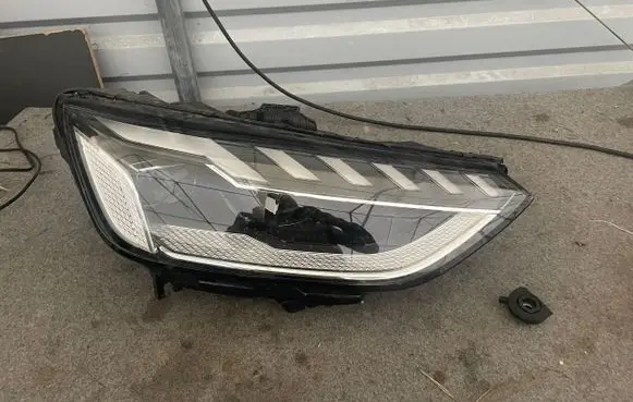Audi A4 S4 B9 8W Headlight/headlamp 8W0941036E 02011172360