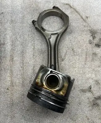 Audi A6 S6 C6 4F Piston 059AA