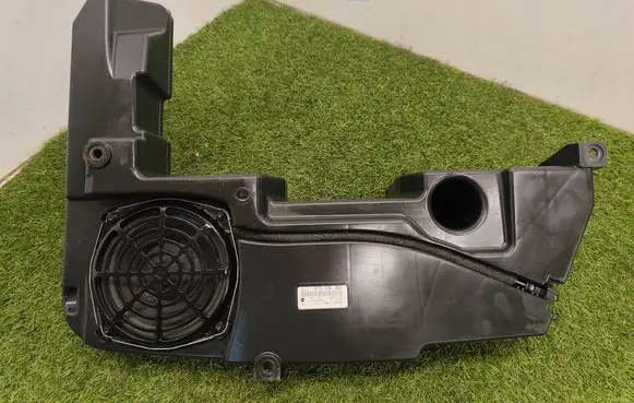 Audi A5 Sportback 8TA Subwoofer speaker 8T8035382 1000143001