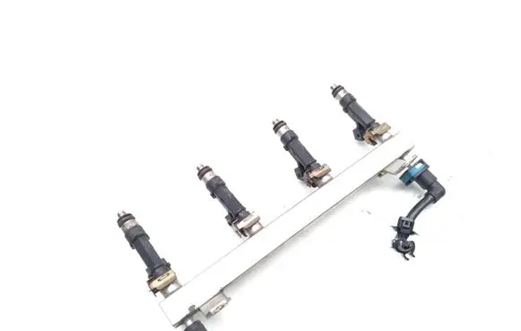 Opel Corsa E Fuel injectors set 0280158181 0280151258 55572731
