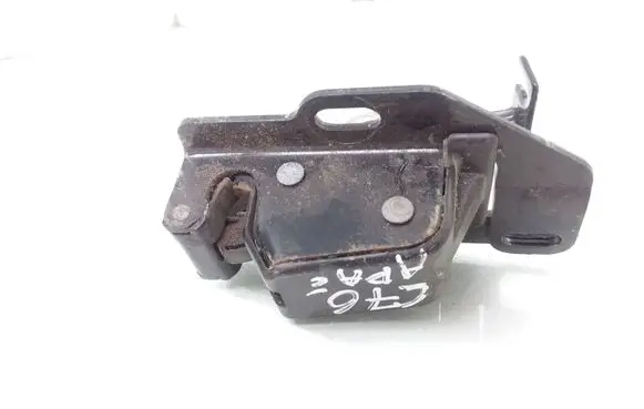 Loading door lock