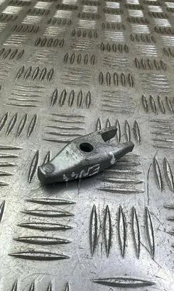 Opel Astra K Fuel Injector clamp holder 