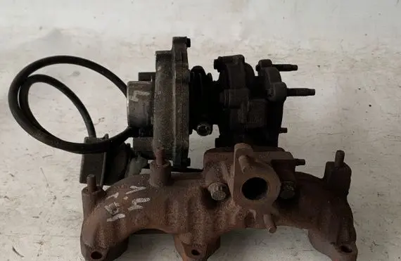 Audi A2 Turbo 045145701