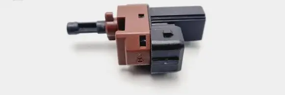 Clutch pedal sensor