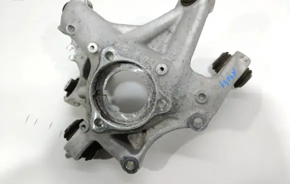 Tesla Model 3 Stub axle SE003741 BC3B00V3D 1044416-00-g