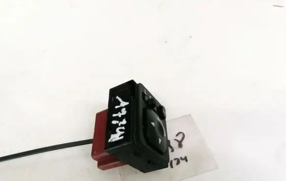 Mitsubishi Outlander Wing mirror switch