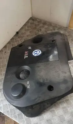 Engine cover (trim)