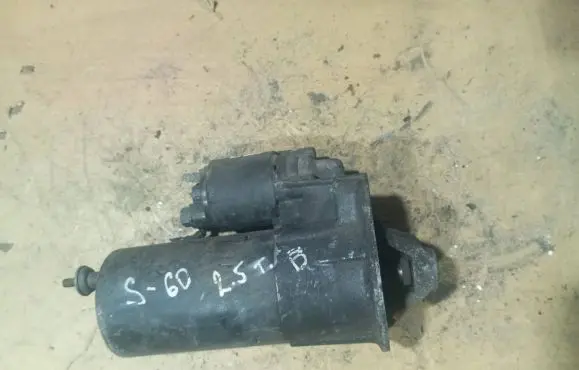 Volvo V70 Starter motor 0001108167 287430 096803
