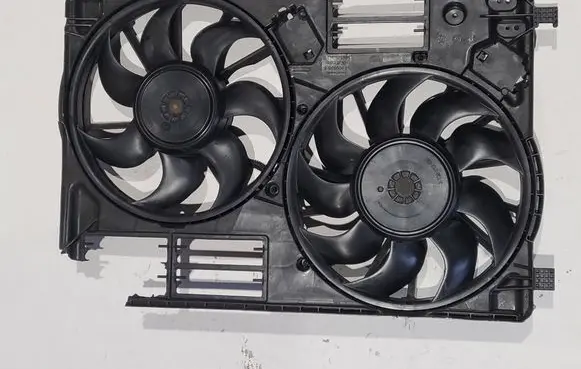 Ford Kuga II Electric radiator cooling fan EJ738C607EA